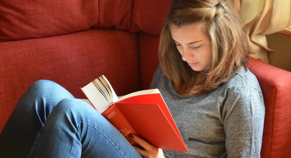 Чтение для подростков: как не отбить тягу к литературе