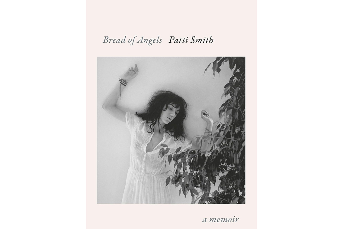 Оригинальная обложка книги «Хлеб ангелов» Патти Смит