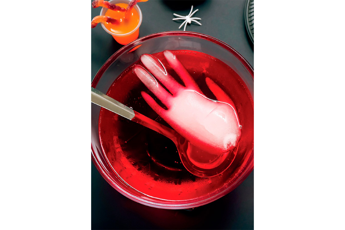 Фото из книги «Лучшие напитки к Хэллоуину»