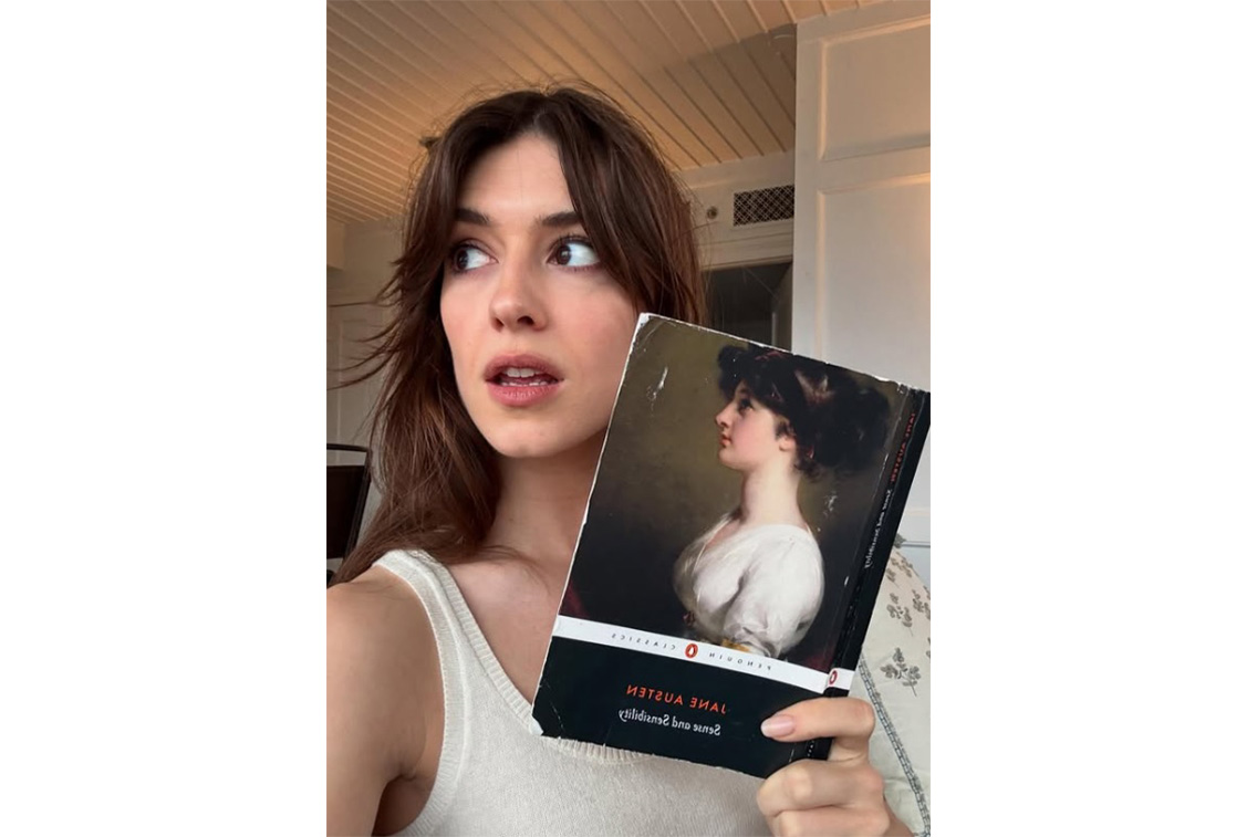 Фото Дейзи Эдгар-Джонс из соцсетей актрисы