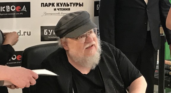 Джордж Мартин в Санкт-Петербурге: Встреча с поклонниками в магазине «Буквоед»