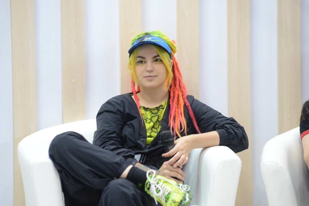 Olyashaa и Vika Karter на ММКЯ 2019