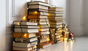 Новинки недели: из города призраков в птичий короб